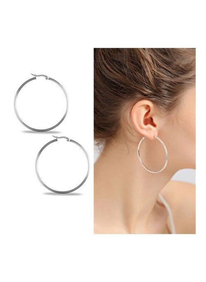 Luxuria Women's silver-tone hoop earrings, 4.5 mm in diameter, made of stainless steel. - Image 2