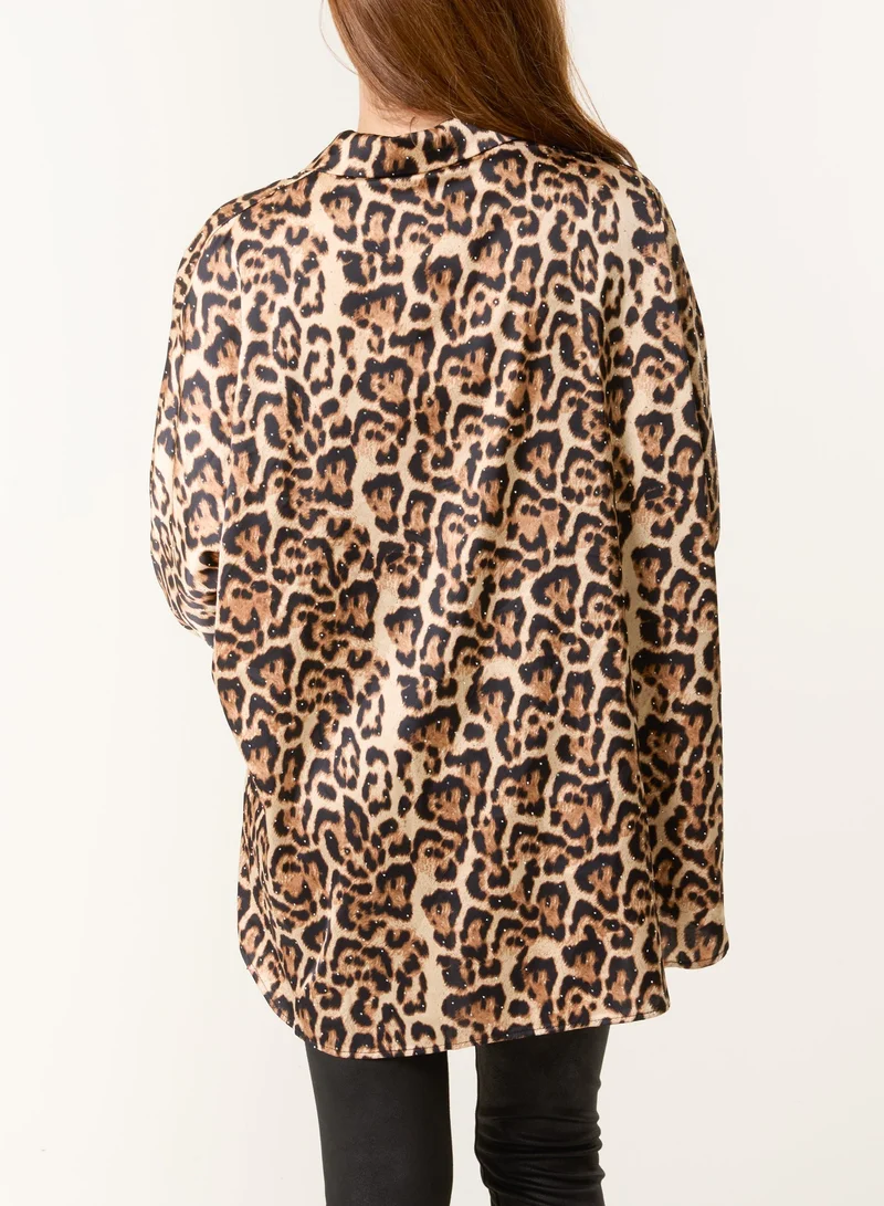 بلو فانيلا قميص بطبعة جلد الفهد