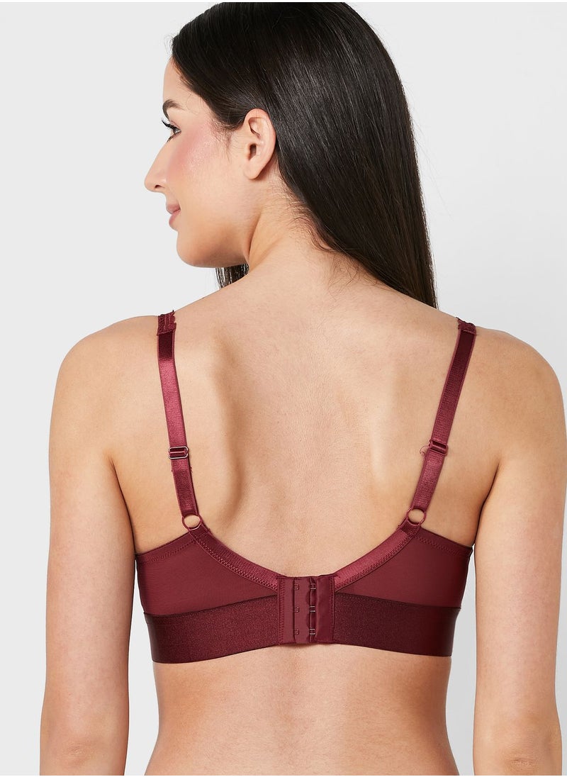 hunkemoller - Lace Plunge Neck Bra - Image 1