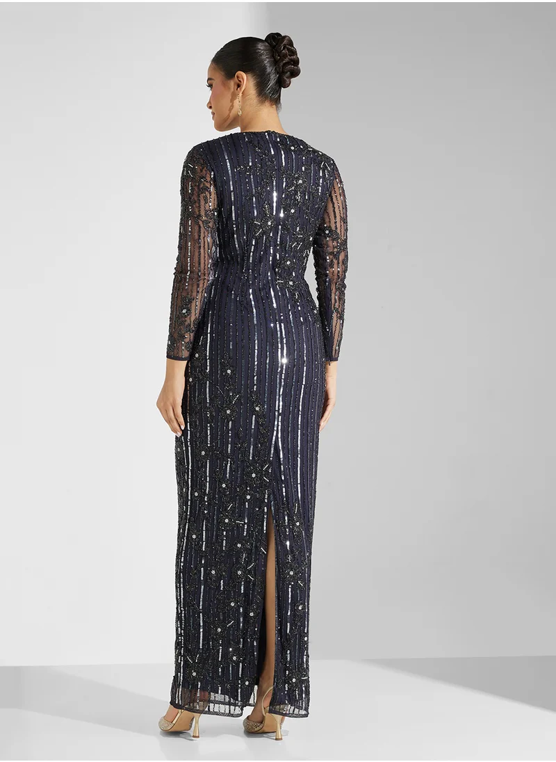 اميليا روز Crew Neck Sequin Maxi Dress