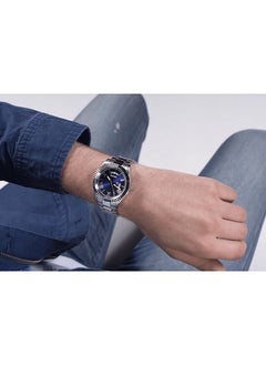 GUESS Men's Watch Silver Tone Stainless Steel Bracelet  - Image 5