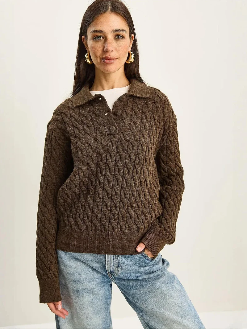 بيانكو لوتشي كنزة بولو برقبة سميكة بنقش ضفيرة من لوتشي