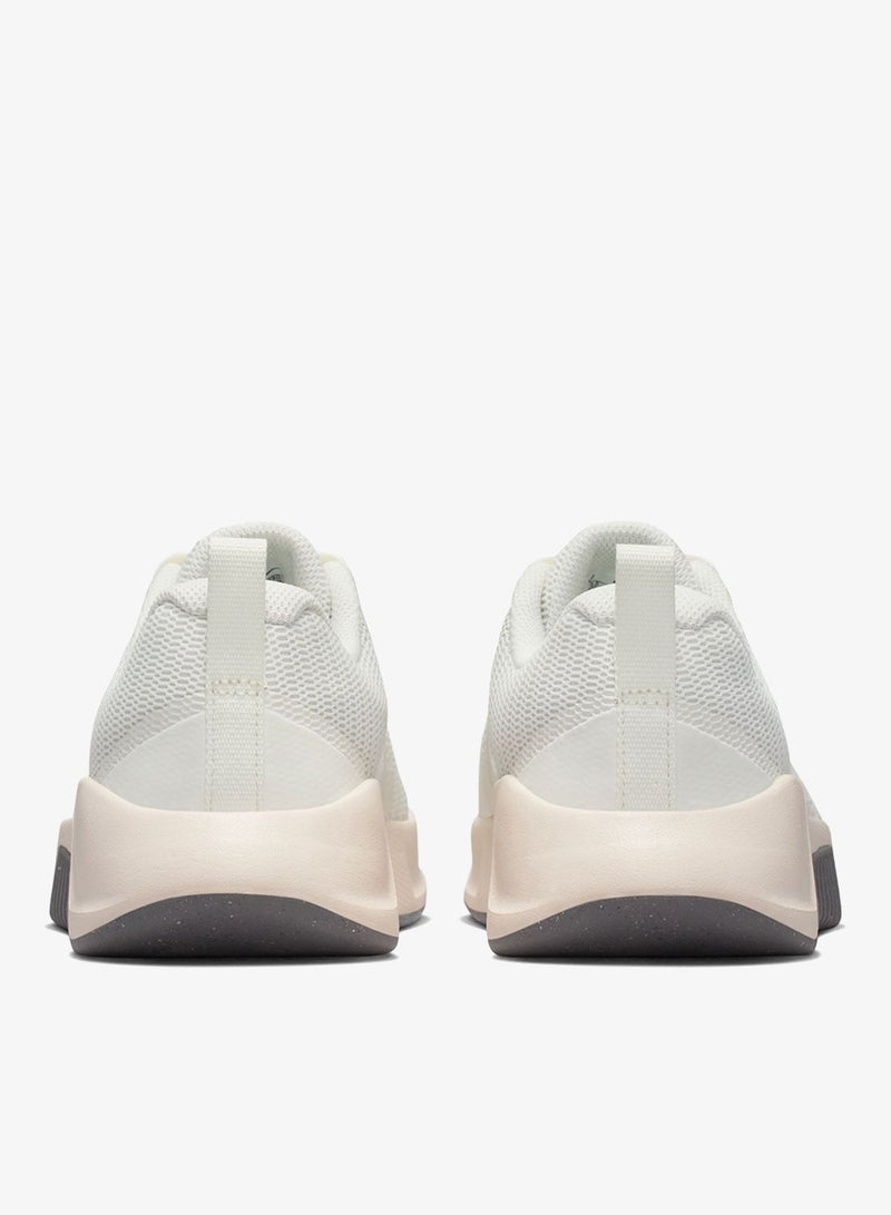 Nike W NIKE MC TRAINER 3 - Image 4