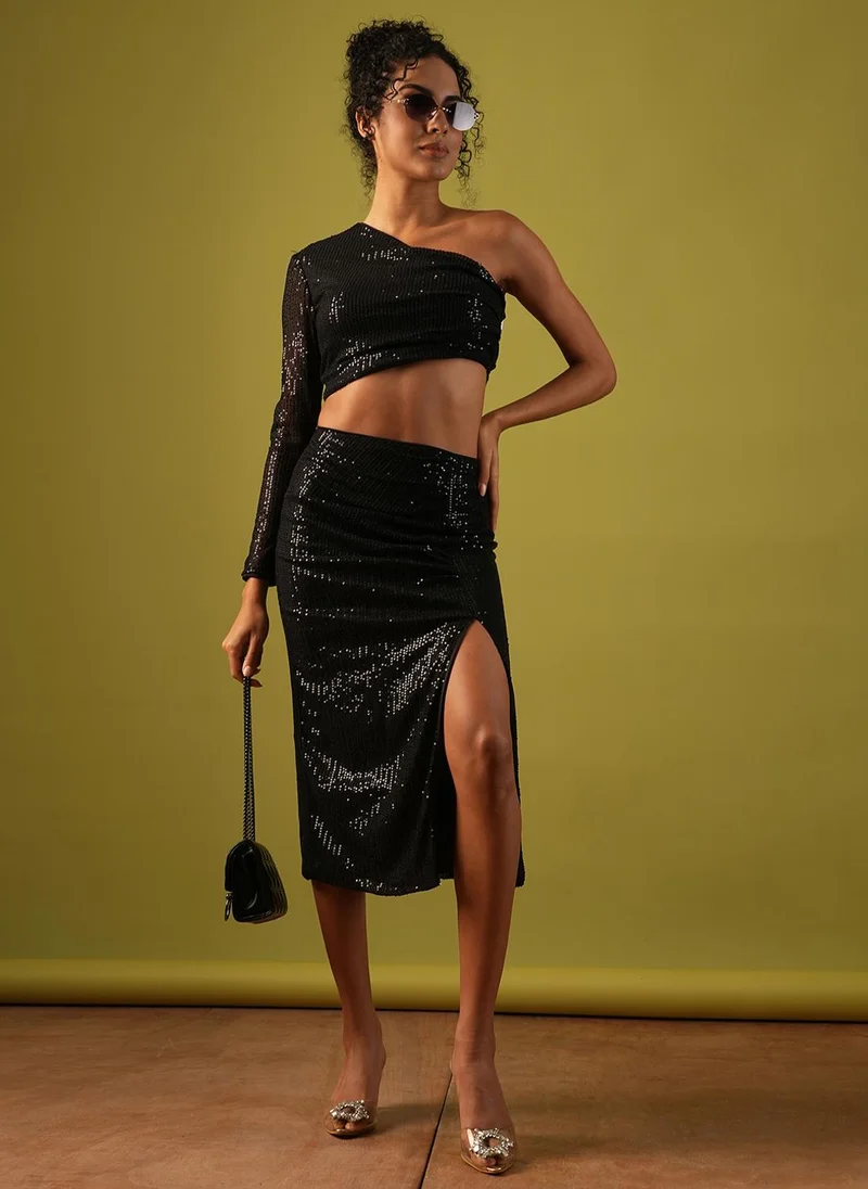 جلو باص جوب جلوبس نسائي ميدي مزين بكسرات وفتحة جانبية