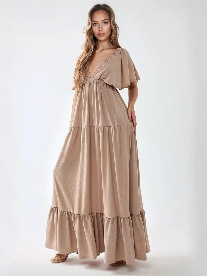 زوبعة فستان ماكسي بقصة حرف  وياقة على شكل حرف  بنقوش بارزة