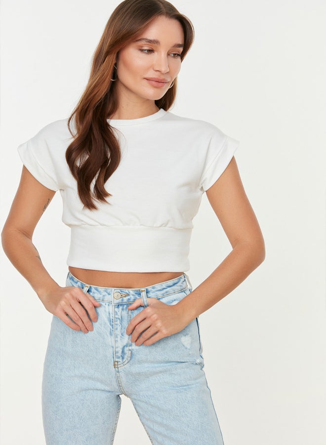 trendyol Ecru Fitted Crew Neck Low Sleeve Thin Knitted Blouse - Image 1