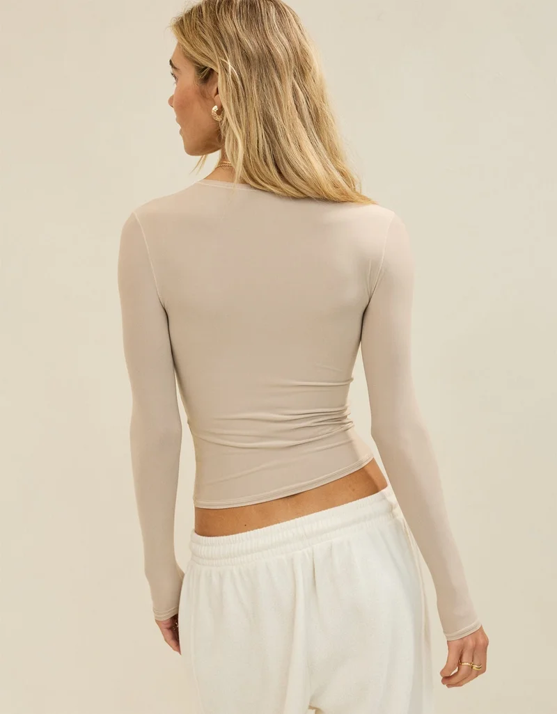 آري من امريكان ايجل تي شيرت بأكمام طويلة وقبة دائرية من نسيج سموذيز