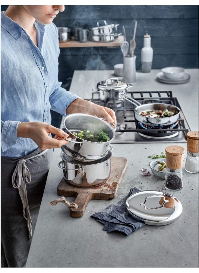WMF WMF Mini Fry Pan 18cm with coating, Stainless Steel  - Image 4