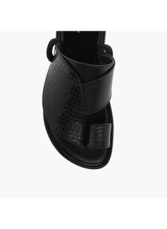 LBL by Shoexpress Boys Textured Slip-On Arabic Sandals with Toe Loop Detail  - Image 3