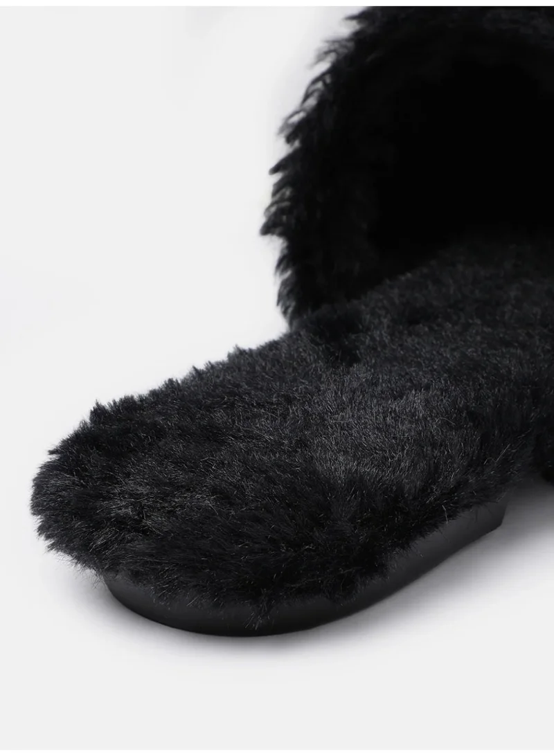 ZORIWORLD BUTTERLOVE BLACK Butterlove Chic Indoor Slipper Slides Soft Vegan Fur & Lightweight Cushioned Sole with Love Design for Women | Best Price UAE