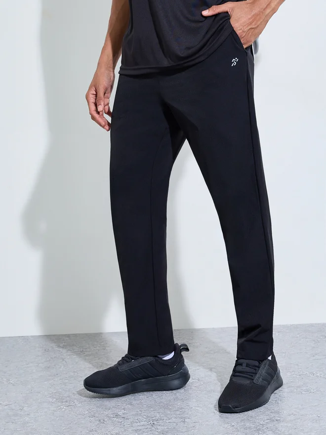 Styli Styli Men Zipper Pocket Training Trackpants