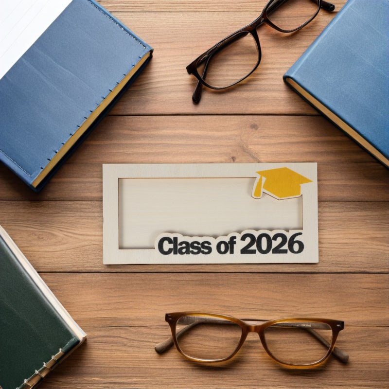 حامل نقود تخرج 3 قطع لعام 2026 - ظرف نقود تخرج خشبي بفتحة لبطاقة النقود، هدية لخريجي المدارس الثانوية والجامعات لعام 2026 - أصفر - Image 2