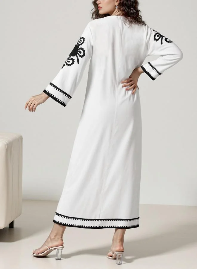 تايك تو جلابية بياقة مفتوحة بطبعة جرافيك