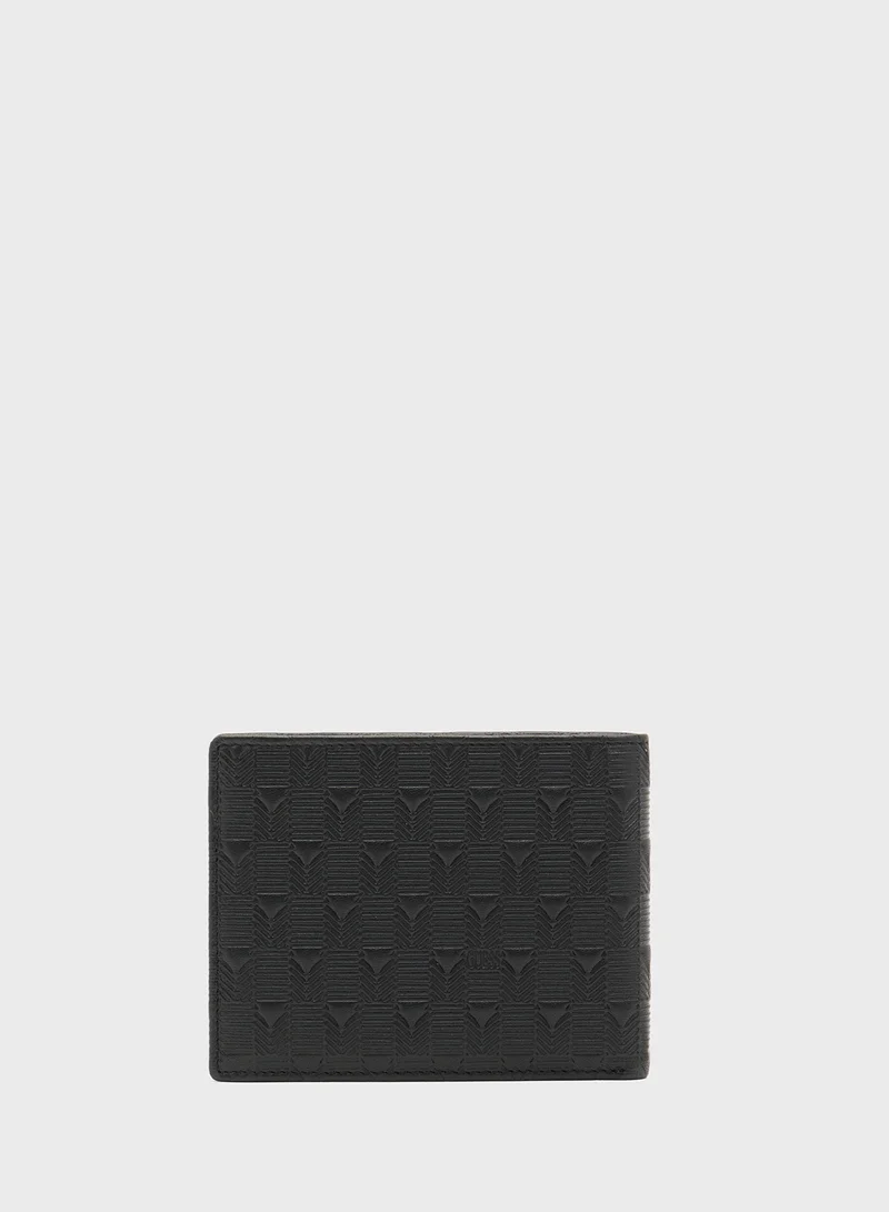 جس Casual Madrid Bi-fold Wallet