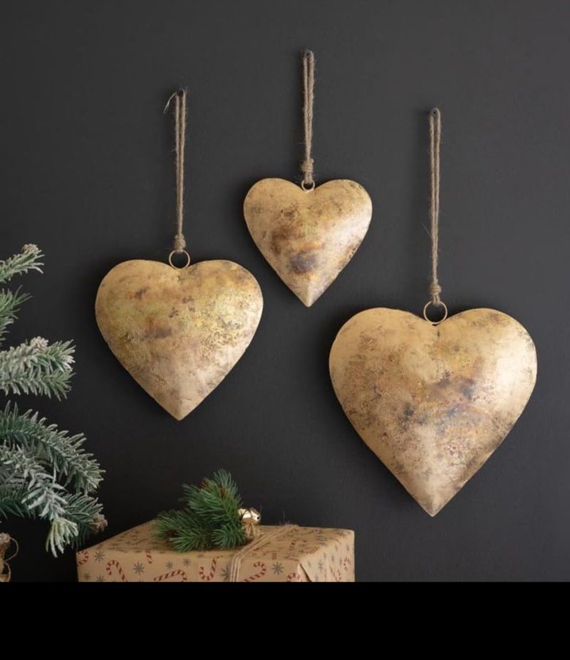 THOR INSTRUMENTS Antique Style Hangings Heart-Shaped Iron Ornament with Golden Antique Finish, 3D Sign with Hanging Love Symbol with Golden Finish and Heart Bell, Wall Art for Home Indoor Outdoor (4,4.5,6 Inch) - Image 1