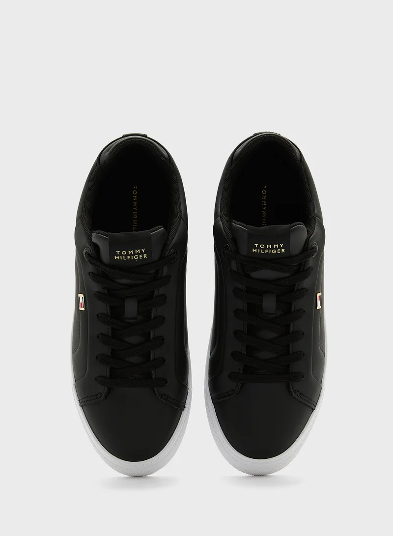 تومي هيلفيغر Logo Detail Lace Up Low Top Sneakers