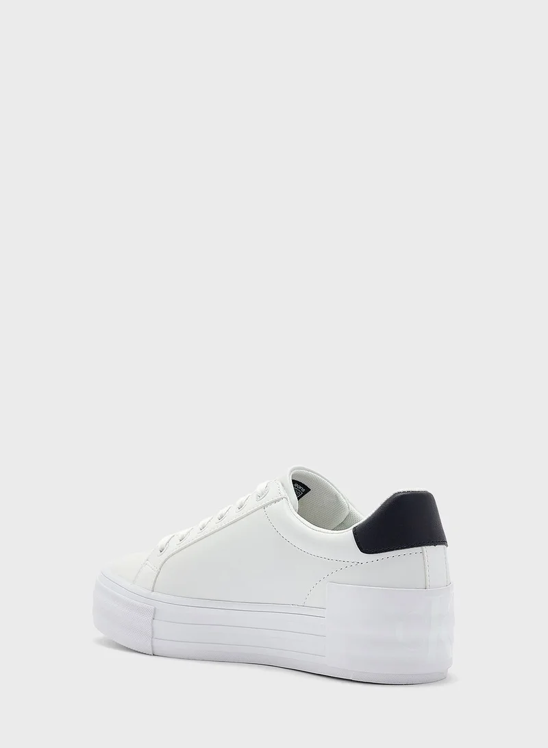 Calvin Klein Jeans Flatform Lace Ups Sneaker