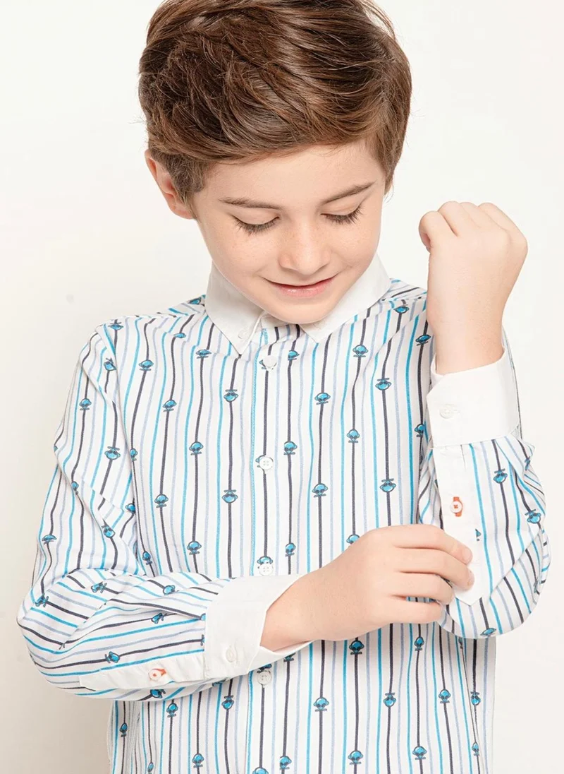 ون فرايدي قميص أطفال أولاد أبيض بخطوط وشعار فضائي من ون فرايدي