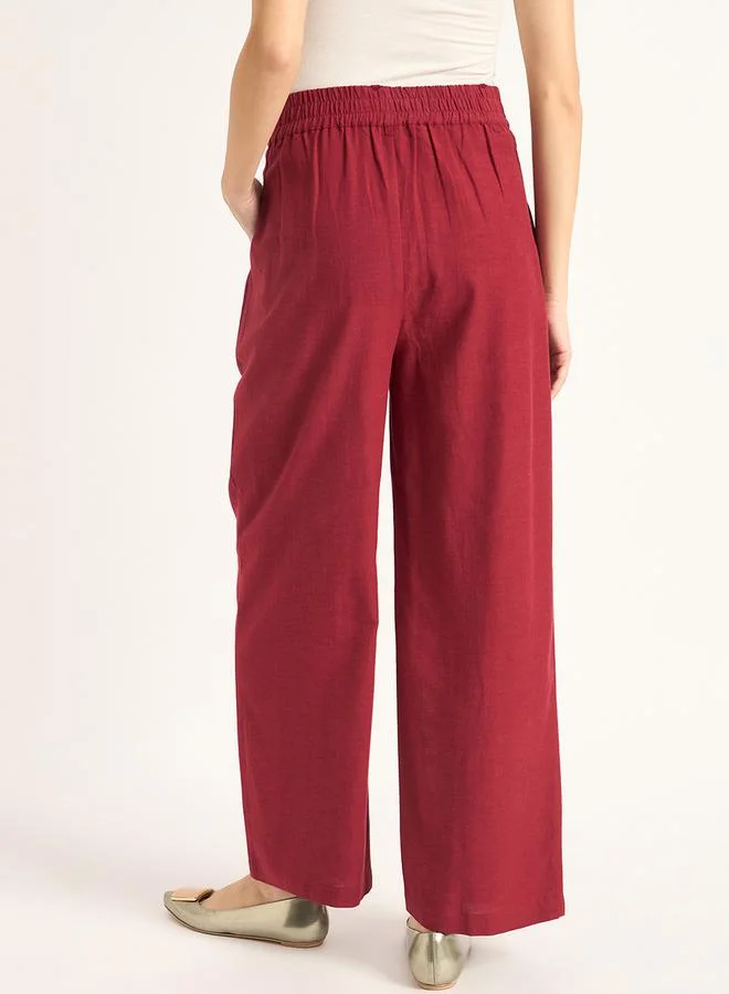 Femmella Femmella Solid Dual Button Detail Pleated Straight Pants
