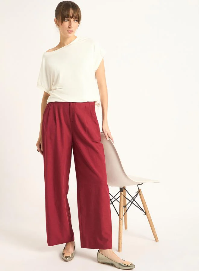 Femmella Femmella Solid Dual Button Detail Pleated Straight Pants