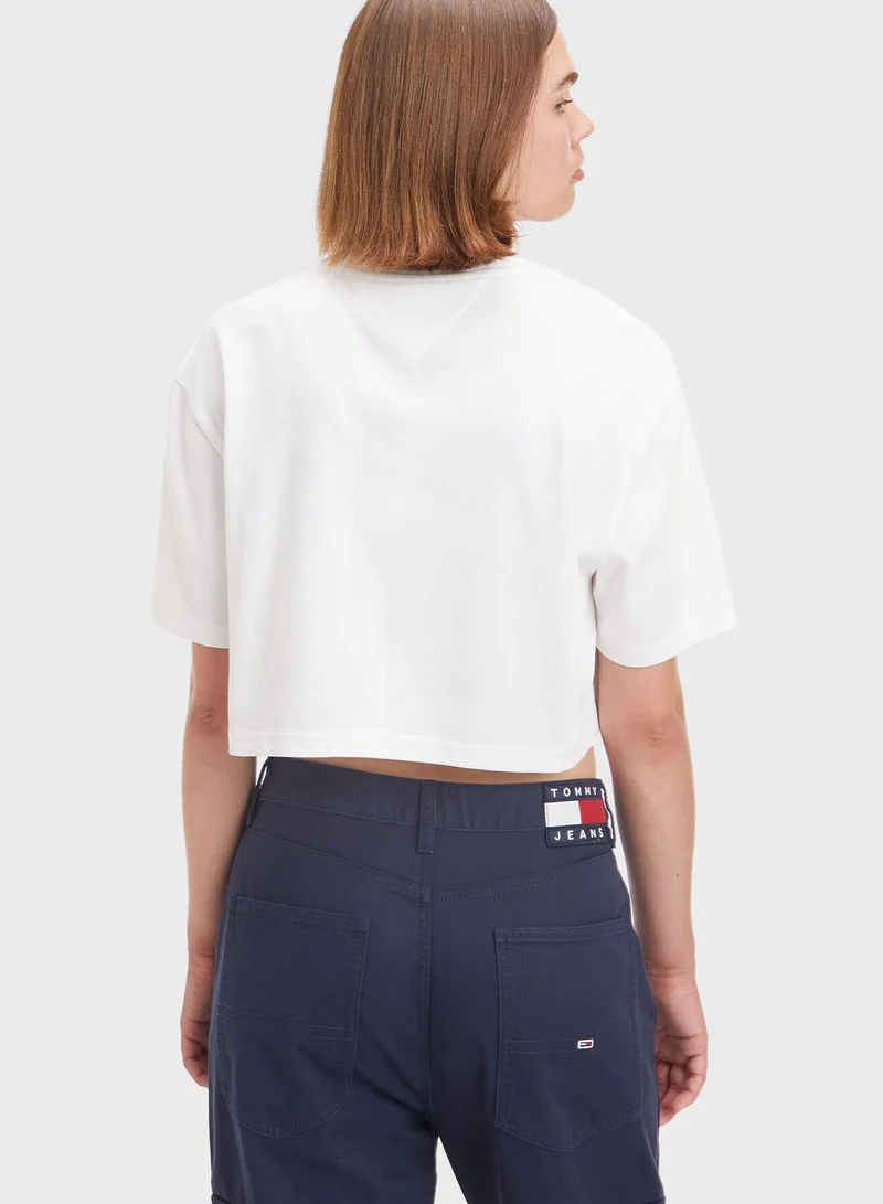 TOMMY JEANS Round Neck Oversized Logo T-Shirt