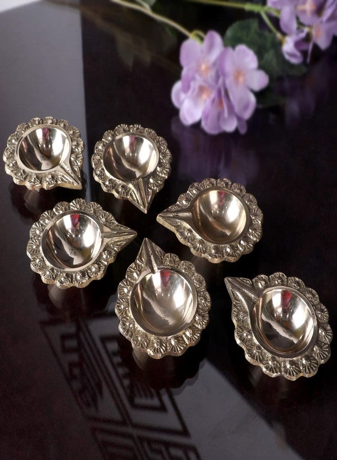 SATVIK STORE Satvik 8 قطع من النحاس Kuber Diya منقوش عليه زهور تصميم Pooja Diwali Home Mandir Decor Oil Lamp Kutthu Vilakku Nilakku Lakshmi Pujan Deepak Deepam Tea Light حامل Dia Indian Housewarming Return Gift Item - Image 3
