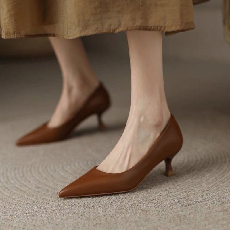 35-43 Large Size Shallow Mouth Stiletto Shoes 42 Girls Pointed Toe Versatile High Heels 5Cm Low Heel Professional Small Heels 41 - Image 4