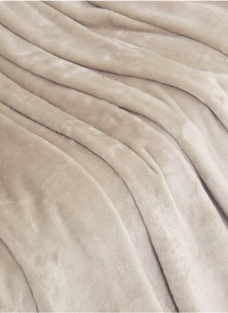 Sleep x Factory Light and soft fleece blanket  - Image 3