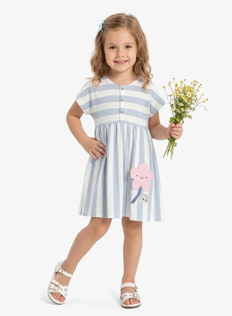 بنياتا فستان مزهر