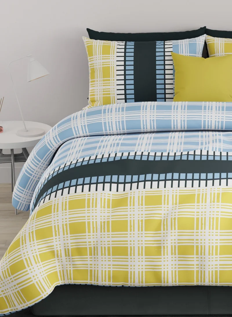UNITED COLORS OF BENETTON United Colors of Benetton 210 TC Super King Bedsheet with 2 Pillow covers Multi