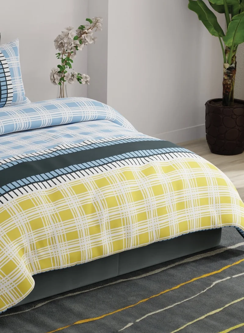 UNITED COLORS OF BENETTON United Colors of Benetton 210 TC Super King Bedsheet with 2 Pillow covers Multi