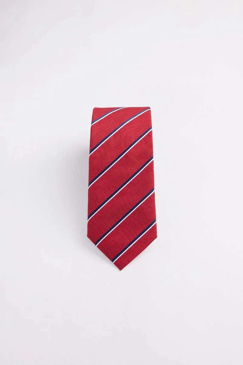Tudors Classic Patterned Red Tie with Pocket Handkerchief