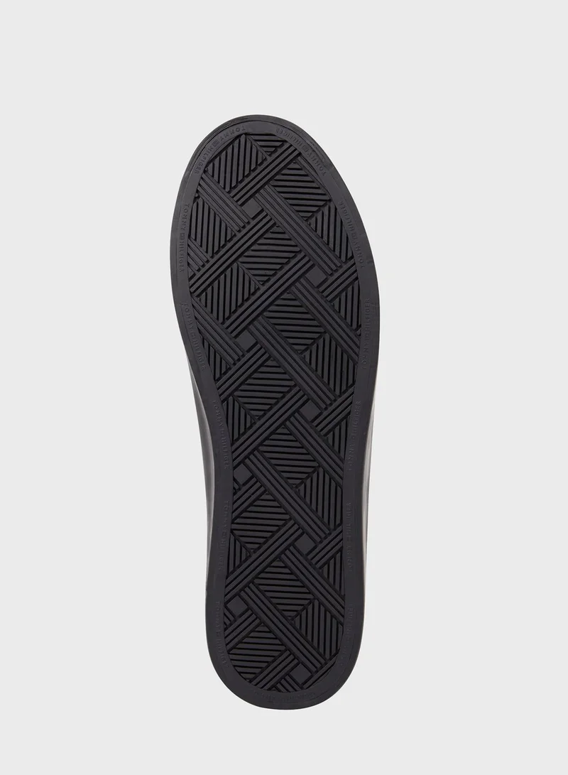 TOMMY HILFIGER Logo Low Top Sneakers