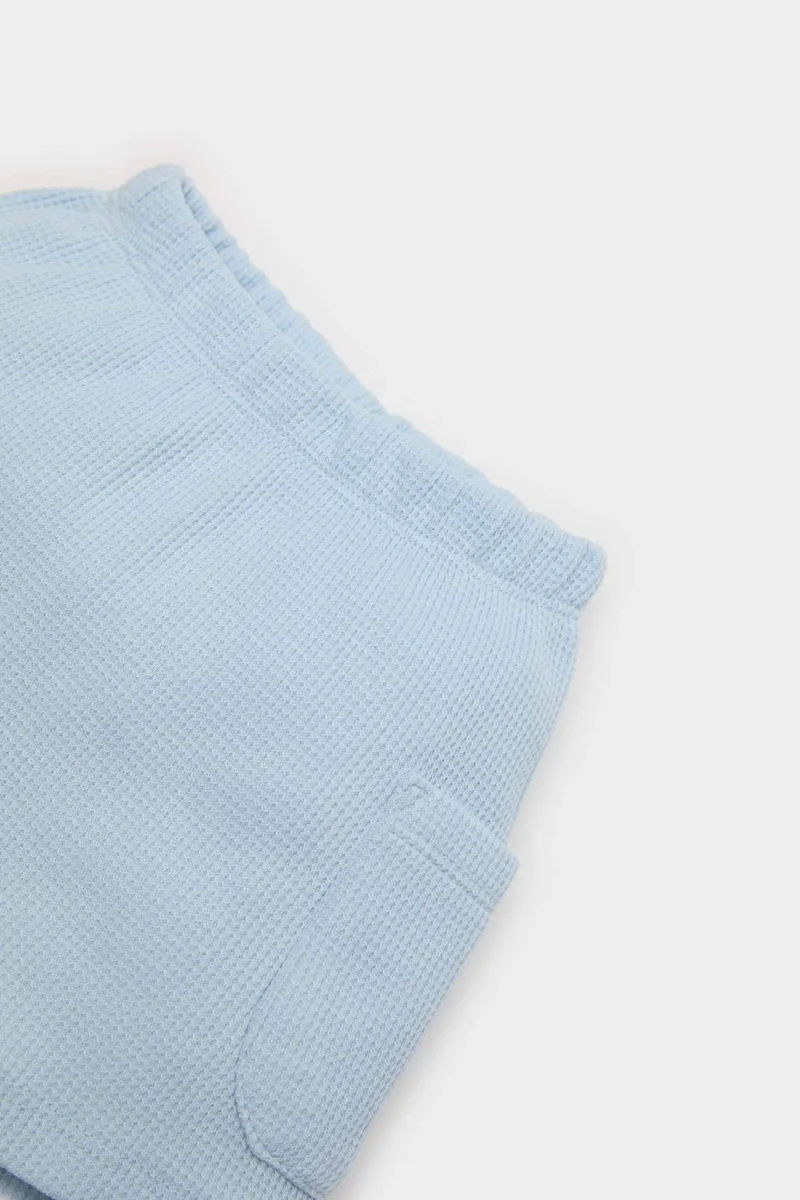 ديفاكتو Baby Boy Elastic Waist Waffle Shorts