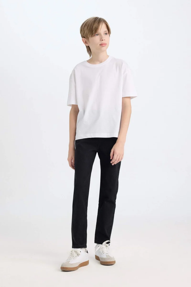 ديفاكتو Slim Fit Jeans