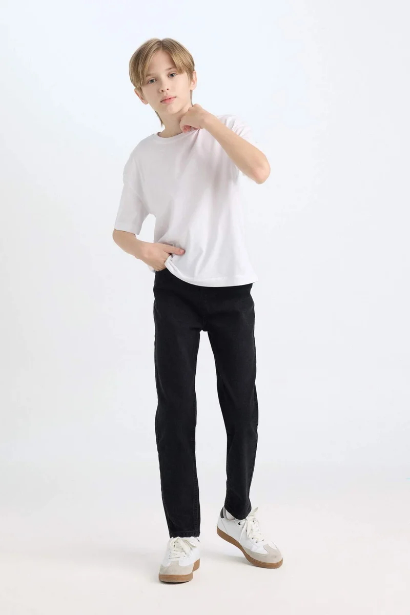 ديفاكتو Slim Fit Jeans