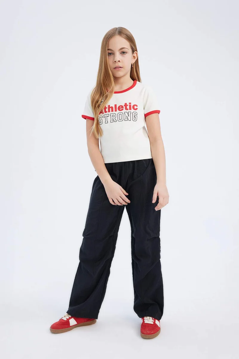 ديفاكتو Girl Slim Fit Crew Neck Printed Corduroy T-Shirt