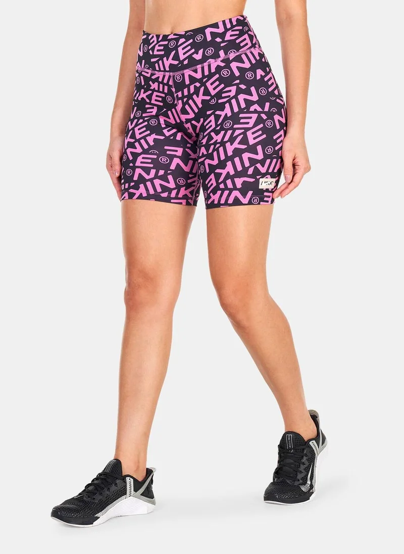 Nike Women's Mid-Rise 7-inch Printed Bike Shorts