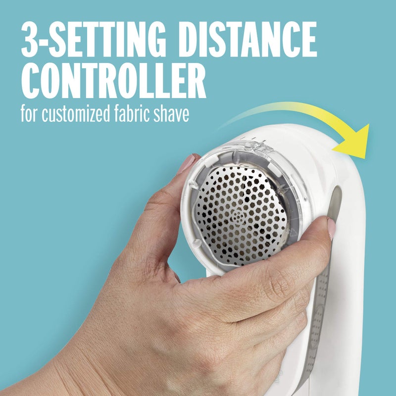 CONAIR Conair Fabric Shaver and Lint Remover, Rechargeable Portable Fabric Shaver, White  - Image 4