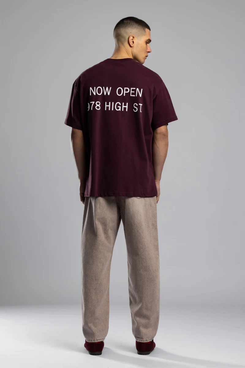 كاتش تيشيرت مطبوع بنقوش بارزة