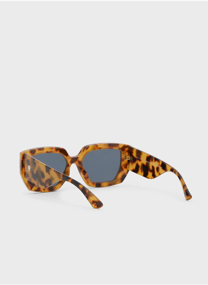 CHPO Hong Kong-Sustainable Sunglasses - Made Of 100% Recycled Materials  - Image 2