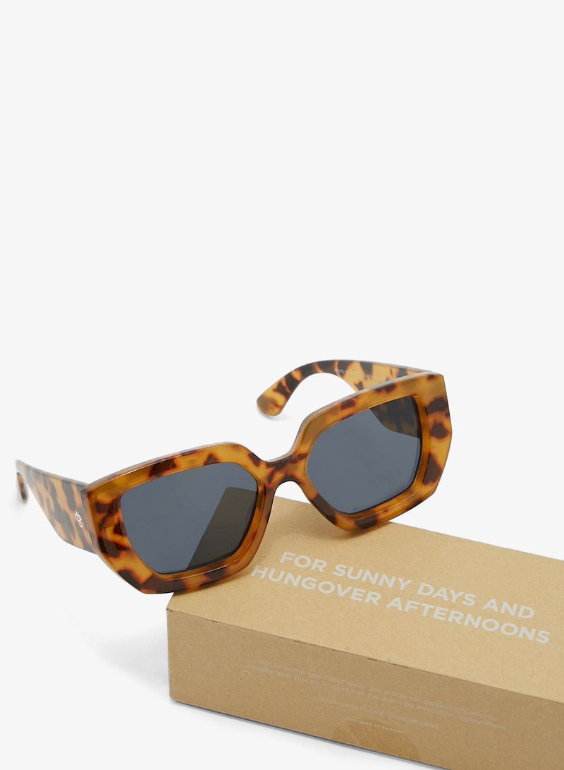 CHPO Hong Kong-Sustainable Sunglasses - Made Of 100% Recycled Materials - Image 4