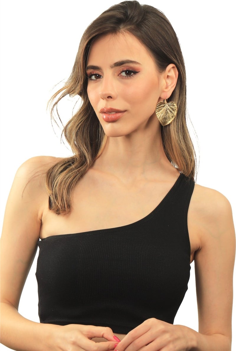 Labalaba Women's Matte Gold Plated Slip-On Model Leaf Earrings - Image 4