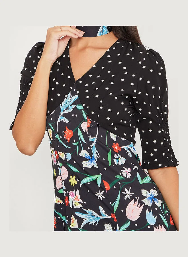 Styli Short Sleeves V Neck Floral Print A Line Maxi Dress