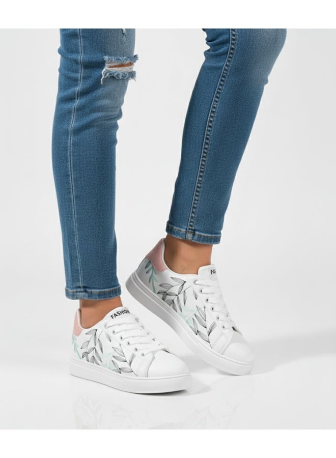 سنيكرز حريمي كاجوال أنيق بتصميم عصري بسيط - مزود بنعل مريح - Image 1