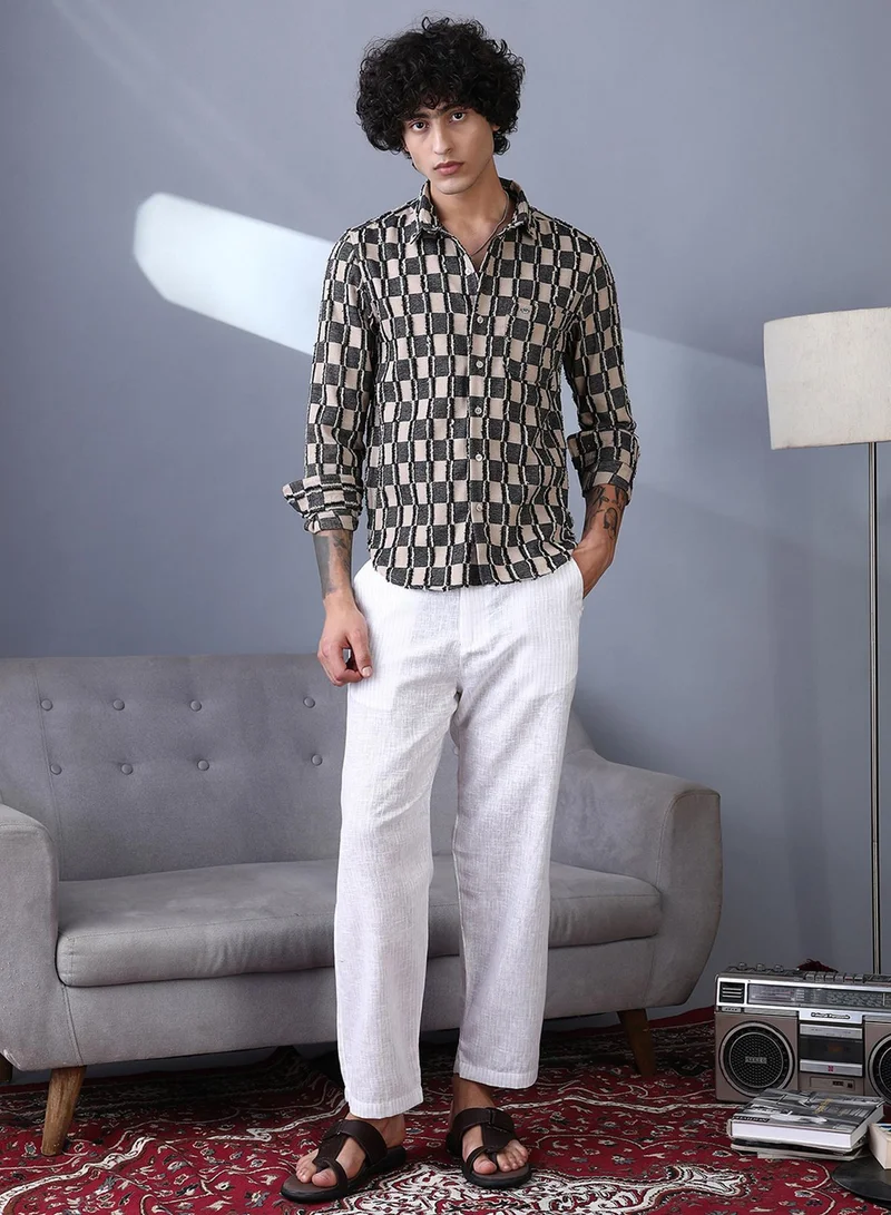 Campus Sutra Campus Sutra Men's Charcoal Black & Off-White Block-Edge Shirt For Casual Wear | Spread Collar | Long Cuffed Sleeves | Button Closure | Shirt Crafted With Comfort Fit For Everyday Wear