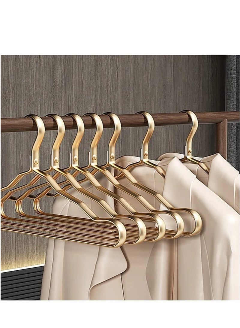 Bukela A golden clothes hanger consisting of 5 pieces, for more organized and easier use. - Image 2