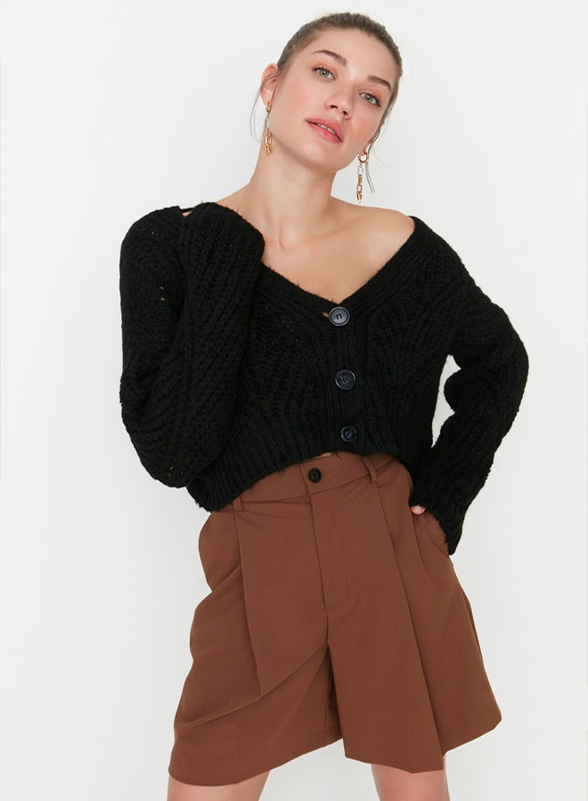 trendyol Black Crop Soft Texture Crop Knitwear Cardigan - Image 1