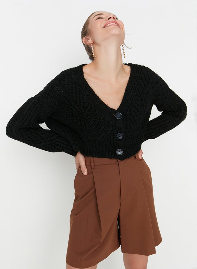trendyol Black Crop Soft Texture Crop Knitwear Cardigan - Image 3