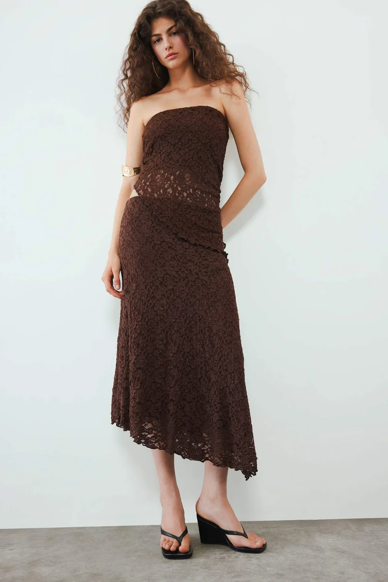 ديفاكتو Slim Fit Lace Strapless Tank Top